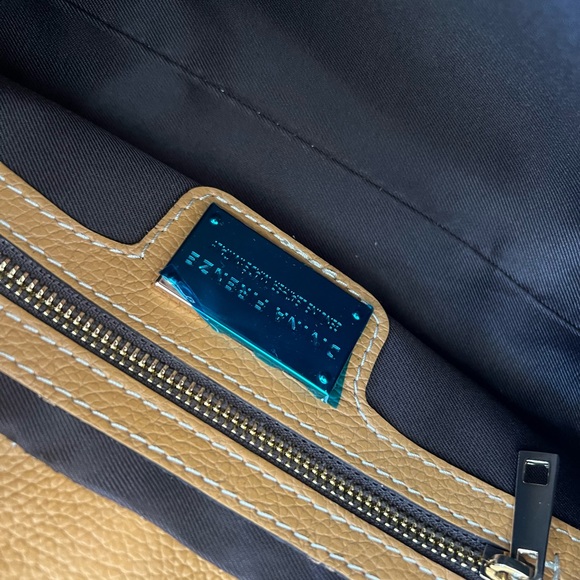 NWT DIVINA FIRENZE LEATHER CROSSBODY FLAP BAG - Picture 10 of 14